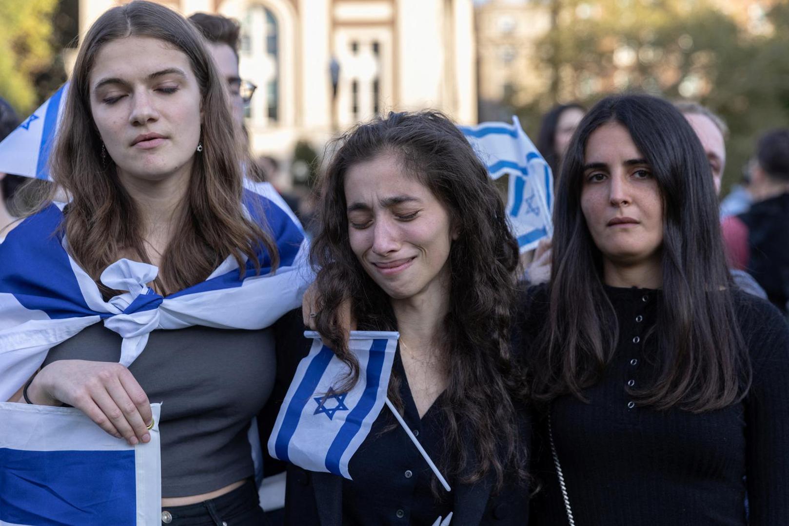 Pro-Israel students take part in a protest in support of Israel amid the ongoing conflict in Gaza, at Columbia University in New York City, U.S., October 12, 2023. REUTERS/Jeenah Moon Photo: JEENAH MOON/REUTERS