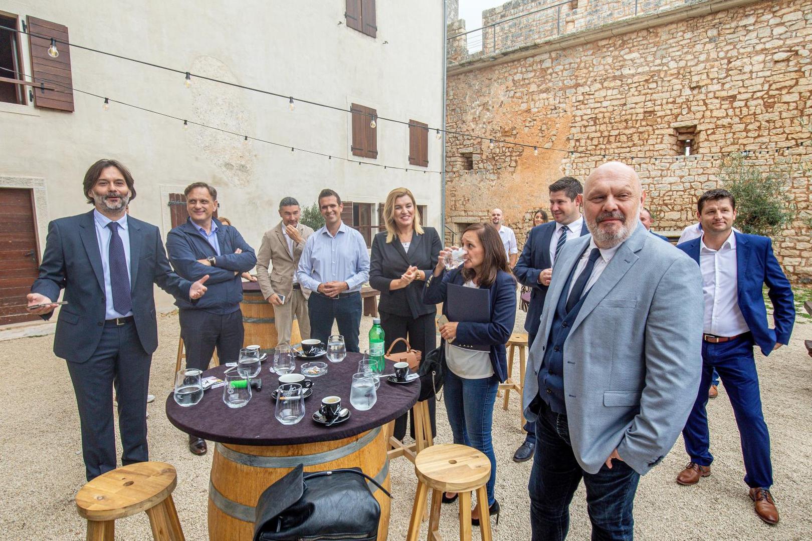 17.09.2021., Svetvincenat - U kasteli Morosini Grimani odrzano je svecano proglasenje i dodjela nagrade pobjedniku Vecernjakove turisticke patrole. Photo: Srecko Niketic/PIXSELL