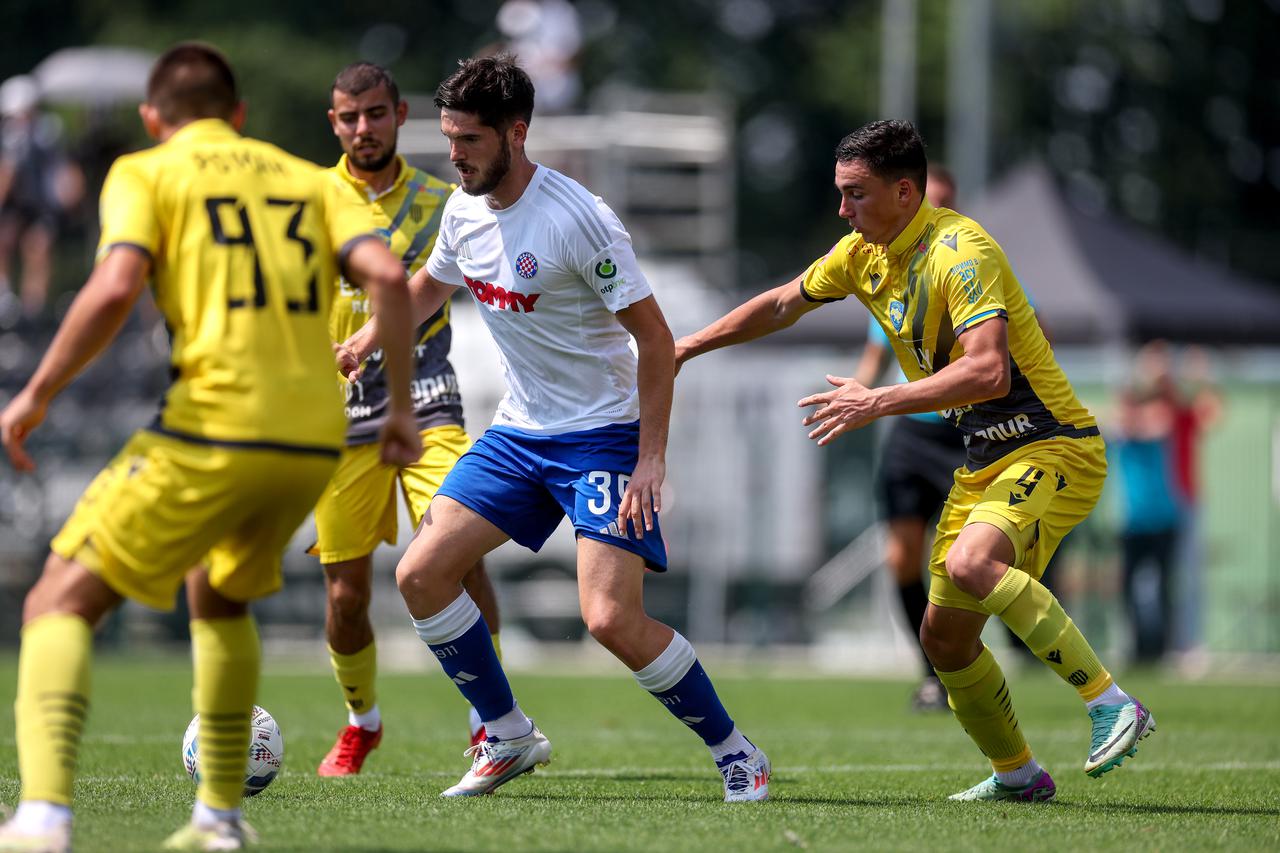 Radomlje: Prijateljska utakmica Rukh Lavov - Hajduk