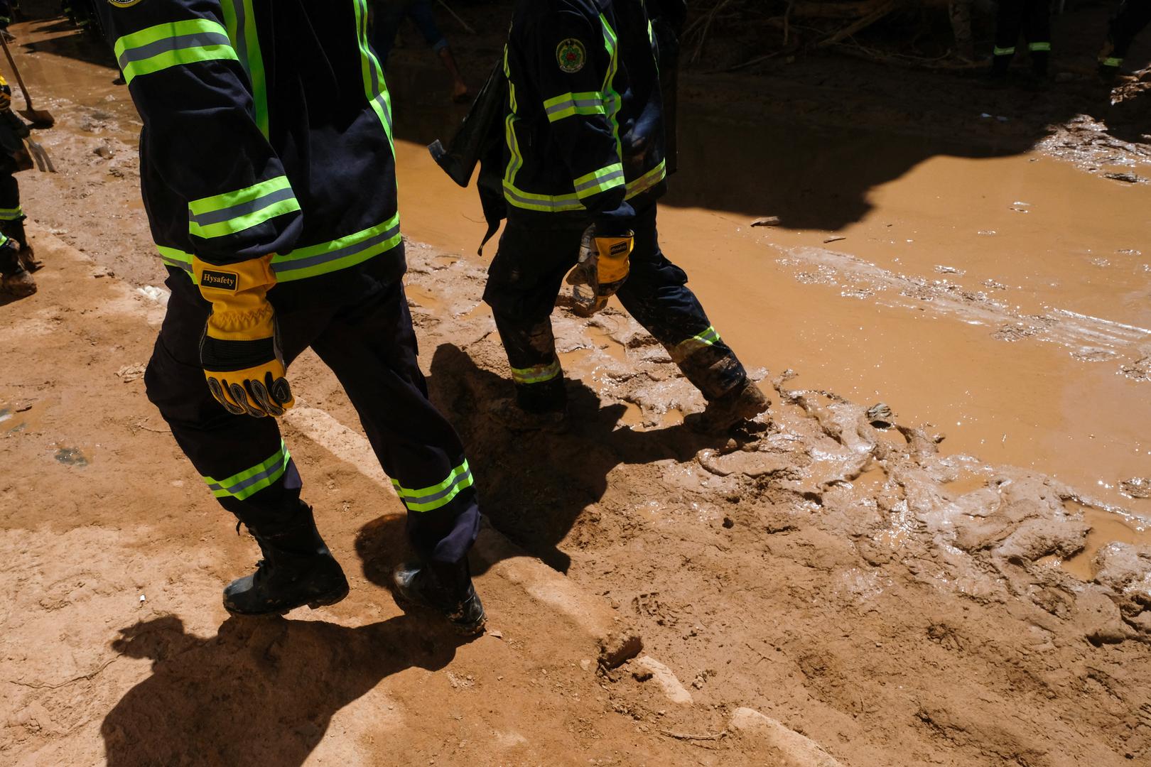 Members of the rescue teams from the Egyptian army walk on the mud, after a powerful storm and heavy rainfall hit Libya, in Derna, Libya September 13, 2023. REUTERS/Esam Omran Al-Fetori Photo: ESAM OMRAN AL-FETORI/REUTERS