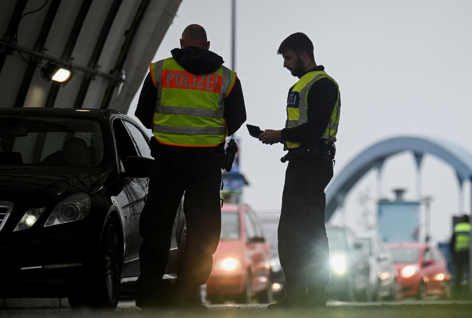 Faeser je prije tjedan dana u Europskoj komisiji službeno registrirala nove kontrole, tvrdeći da su neophodne zbog velikog broja migranata koji stižu u Njemačku.