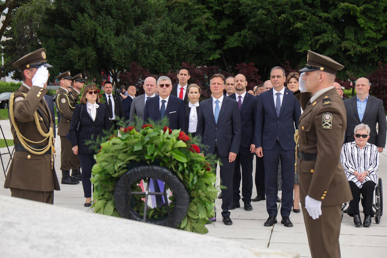 30.05.2023., Zagreb - Povodom obiljezavanja Dana drzavnosti Hrvatske, predsjednik Hrvatskog sabora Gordan Jandrokovic i premijer Andrej Plenkovic polozili su vijence i svijece na spomenik domovini. Photo: Luka Stanzl/PIXSELL