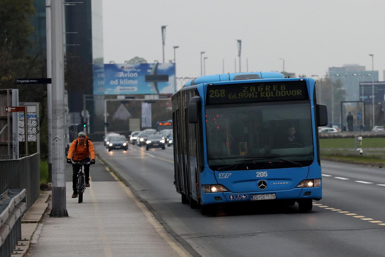 Zagreb: Na istočnoj strani Ulice Hrvatske bratske zajednice planira se izgradnja biciklističke staze