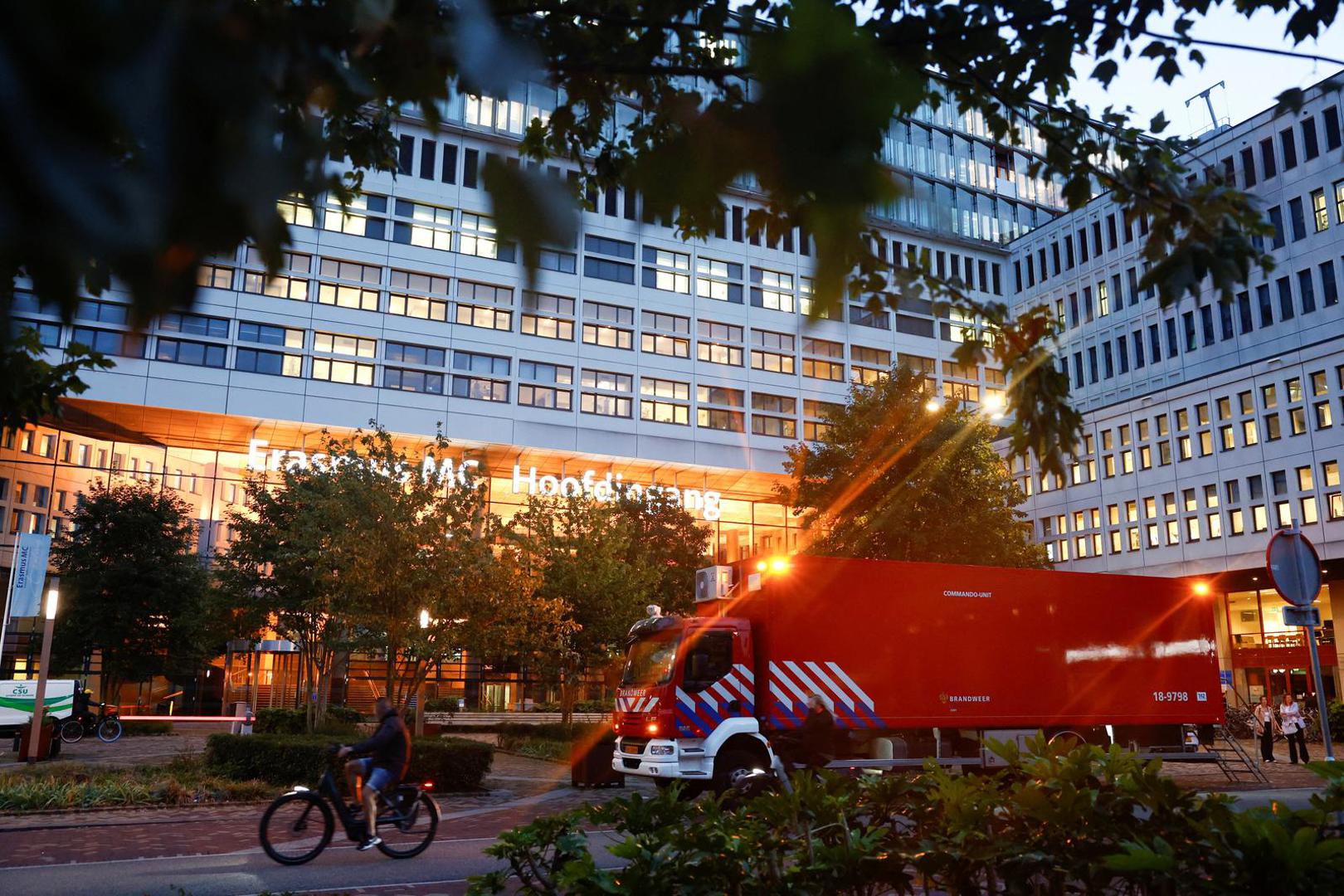 A fire brigade vehicle is seen near the medical center, after Dutch police arrested a suspect after a shooting in Rotterdam, Netherlands, September 28, 2023. REUTERS/Piroschka van de Wouw Photo: Piroschka van de Wouw/REUTERS