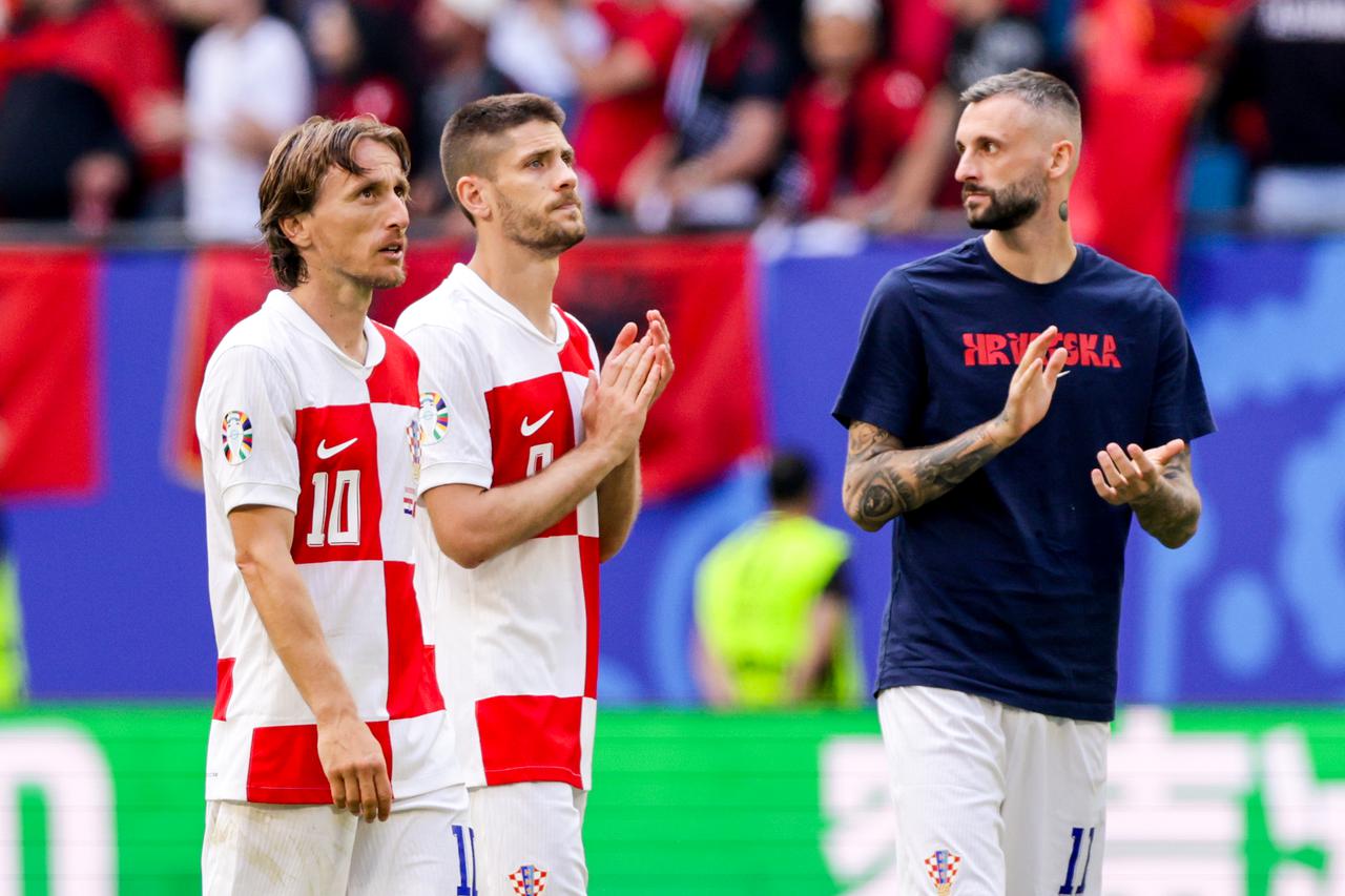 Hamburg: Hrvastki igrači nakon  susreta Hrvatske i Albanije u 2. kolu skupine B na Europskom prvenstvu
