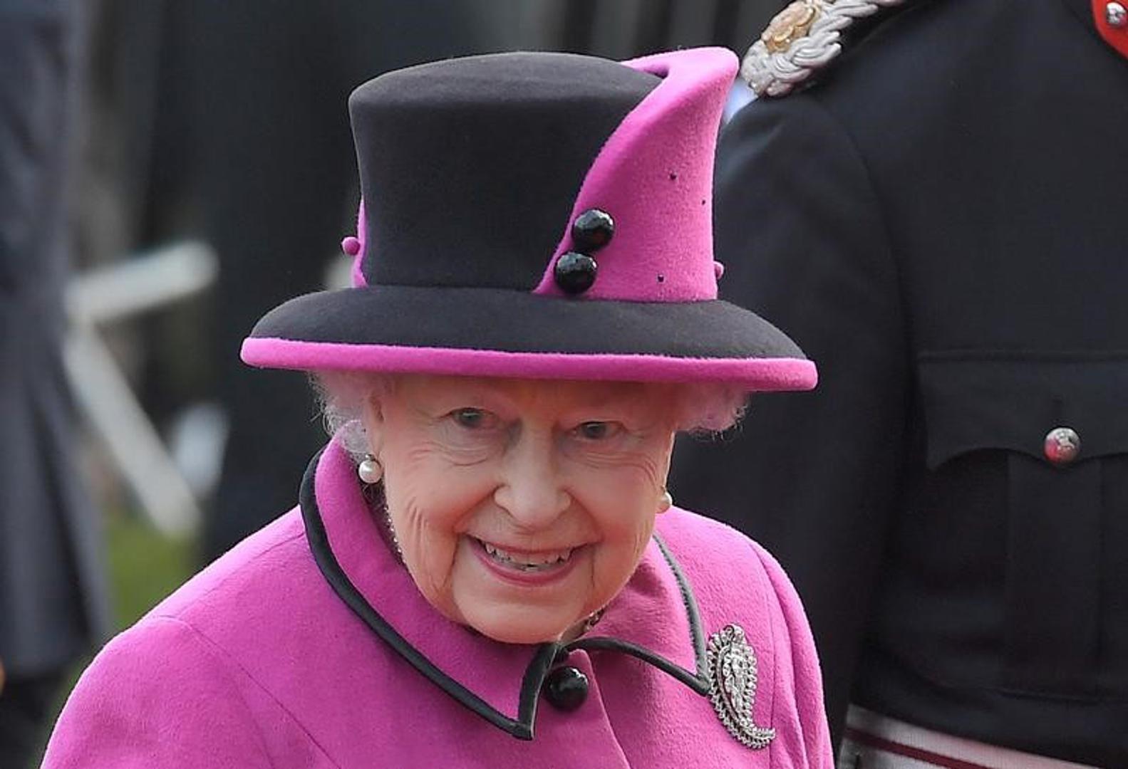 Kraljica Elizabeta danas slavi 92. rođendan i na čelu kraljevstva je već 65 godina.  Ovo su neke manje poznate činjenice o kraljici Elizabeti. 