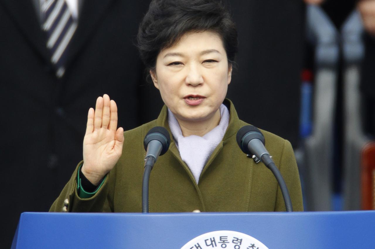 Park Geun-hye (1)