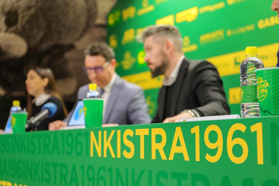 Pula: Predsjednik NK Istra 1961 i izvršni direktor obratili se medijima