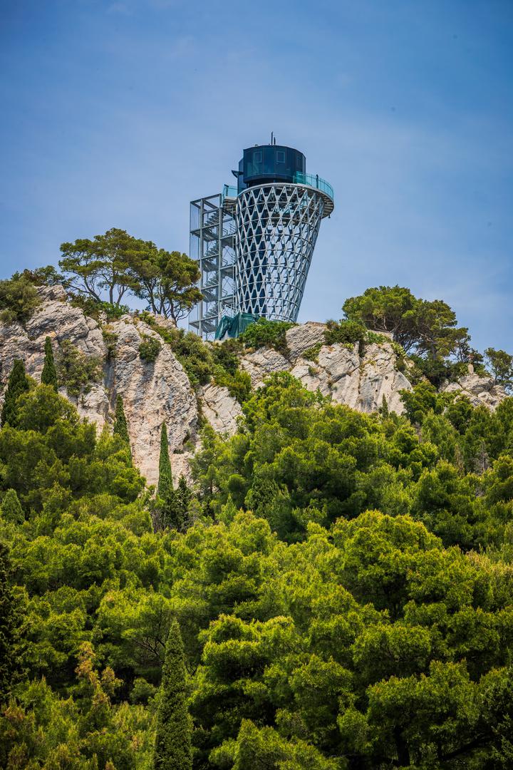 14.05.2024., Split - Pogled sa Juzne padine Marjana na novu Osmatracnicu. Photo: Zvonimir Barisin/PIXSELL