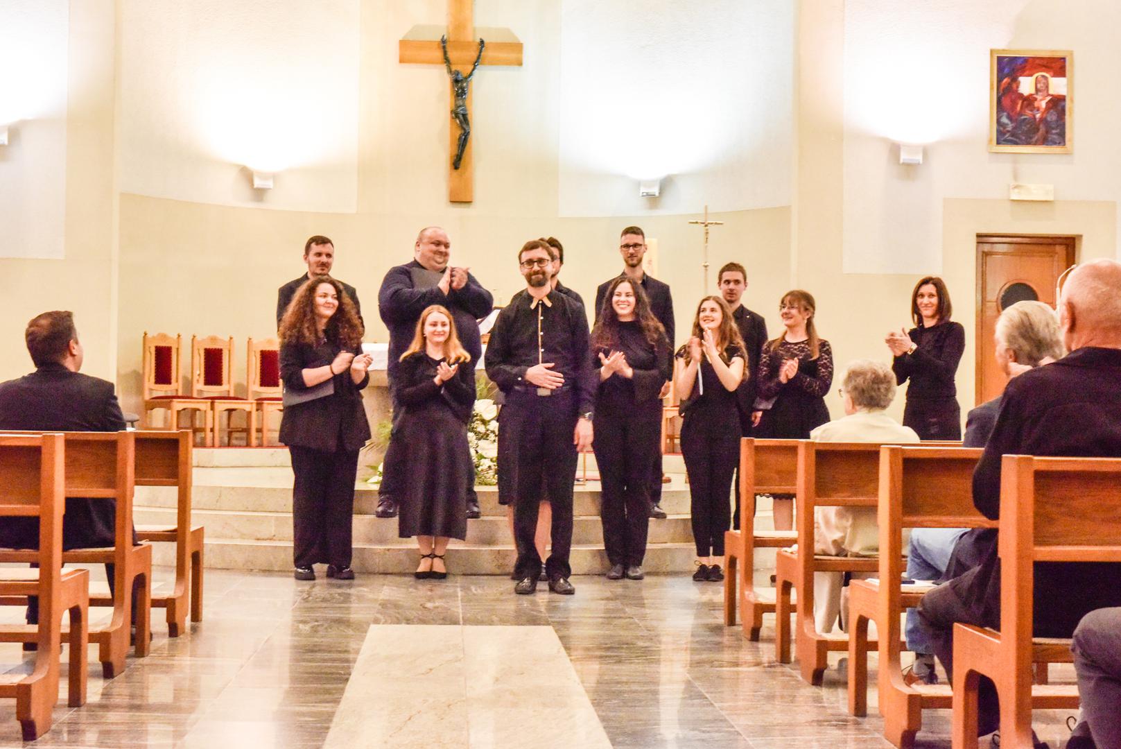 Bazilika sv. Kvirina, Sisak, Milan Hibšer, orgulje i studenti Instituta za crkvenu glazbu KBF-a Sveučiliša u Zagrebu