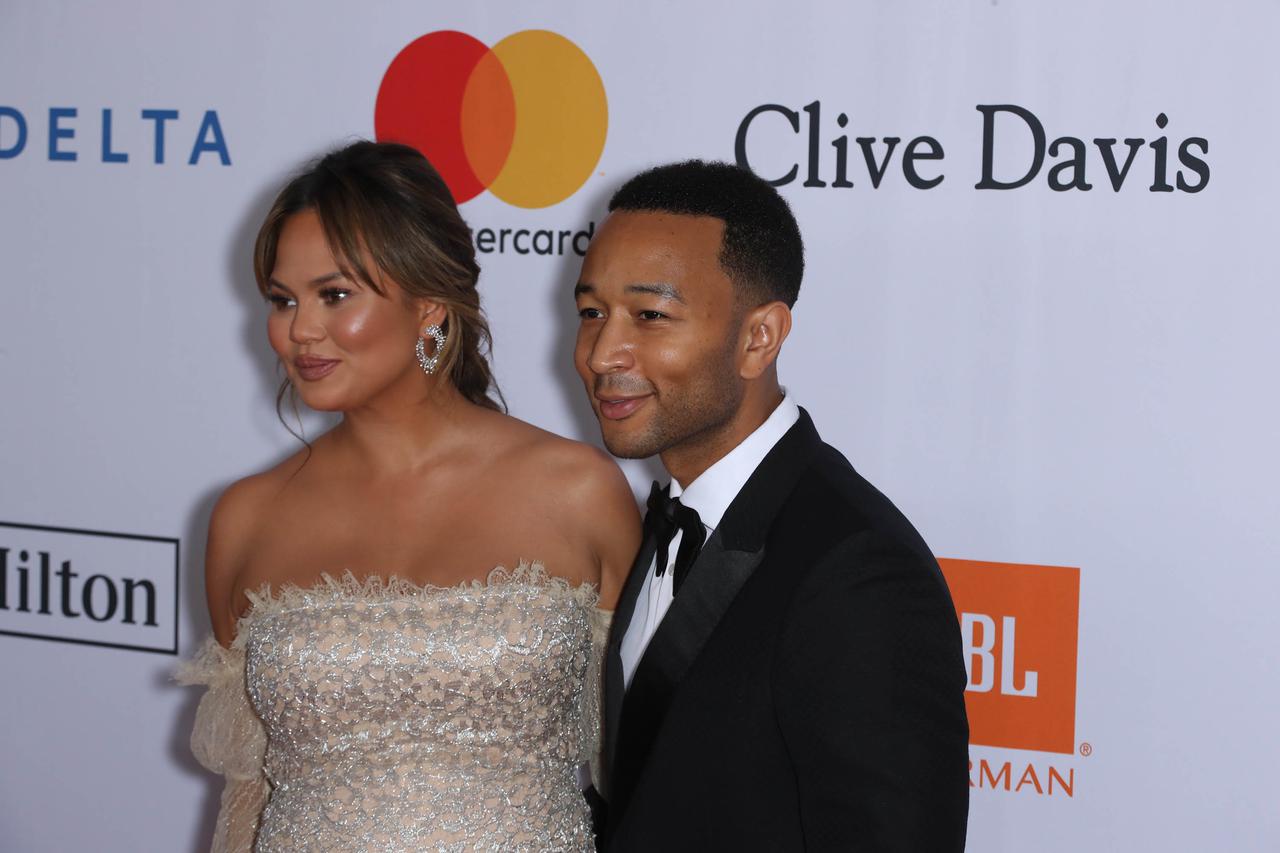 Chrissy Teigen i John Legend