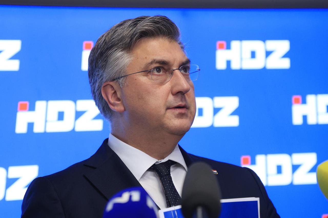 Zagreb: Premijer Plenković dao izjavu nakon sjednice Predsjedništva HDZ-a