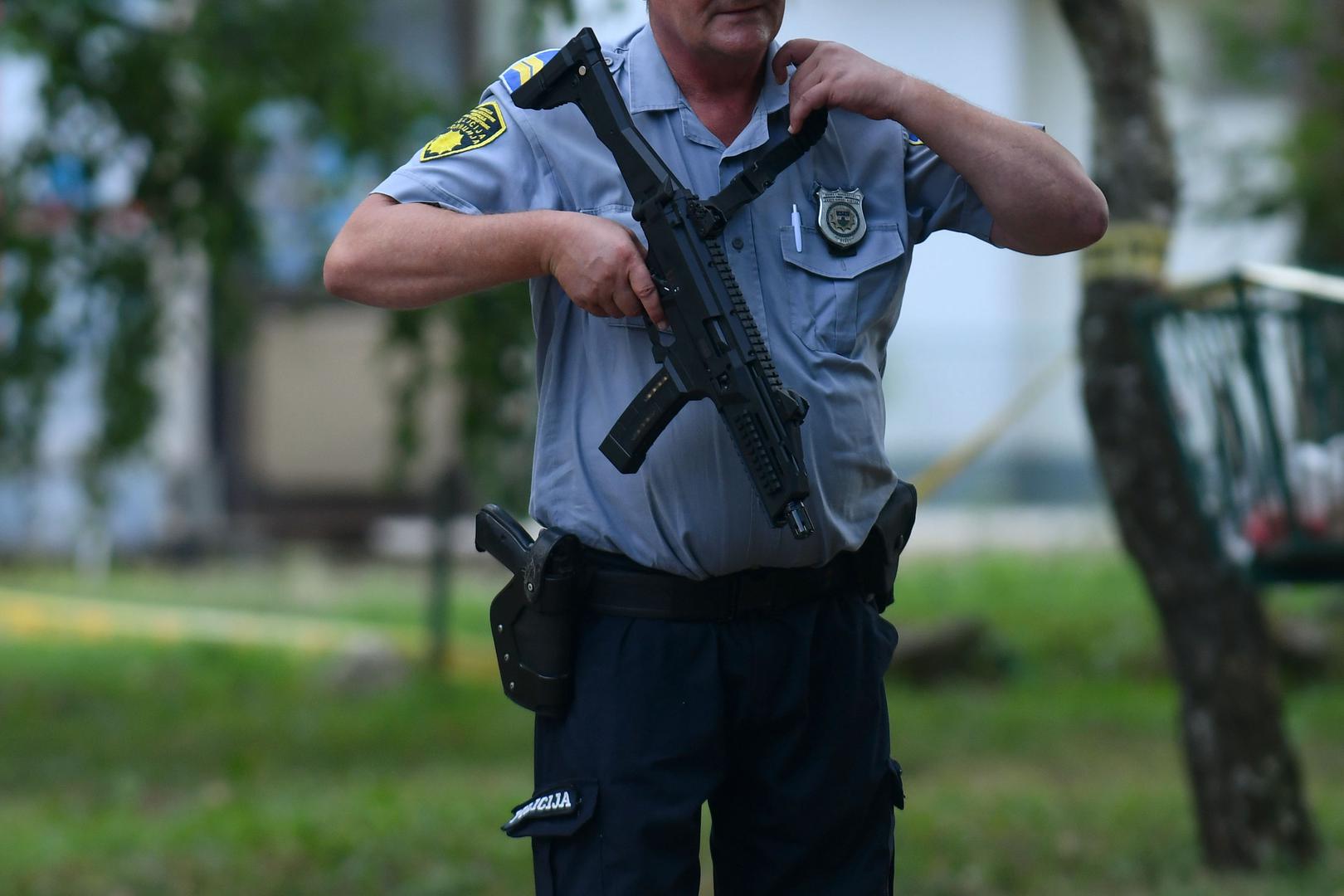 21.8.2024., Sanski Most, Bosna i Hercegovina - U jutarnjim satima doslo je do pucnjave u prostorijama GImnazije u Sanskom Mostu, troje mrtvih. Photo: Josip Mikacic/PIXSELL