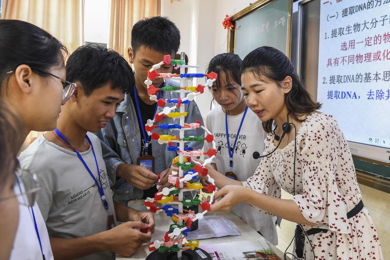 (FOCUS)CHINA-GUANGXI-POVERTY RELIEF-EDUCATION DEVELOPMENT (CN)