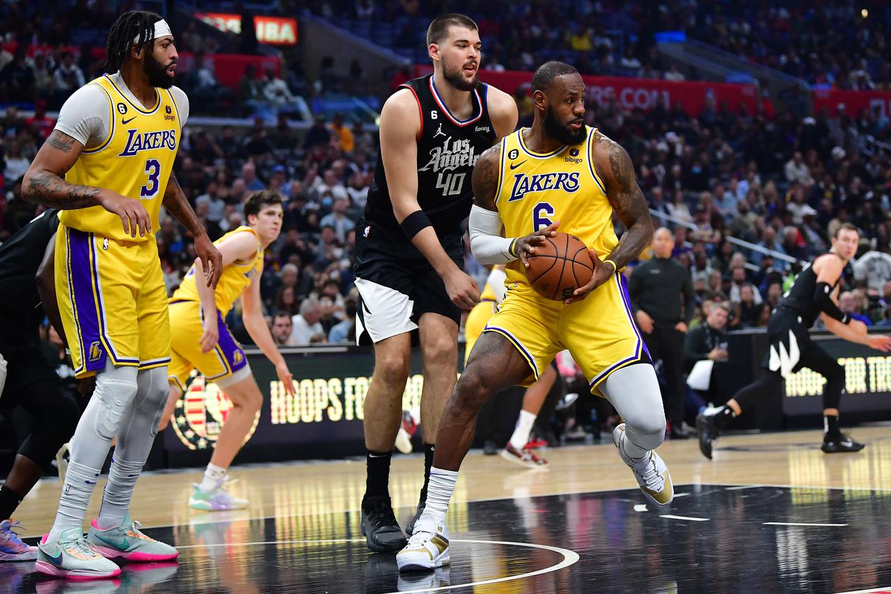 NBA: Los Angeles Lakers at Los Angeles Clippers