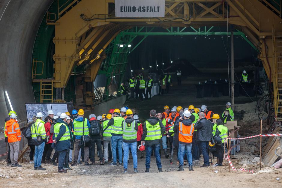 Rijeka: Uspješno probijen tunel Podmurvice u sklopu izgradnje ceste DC403