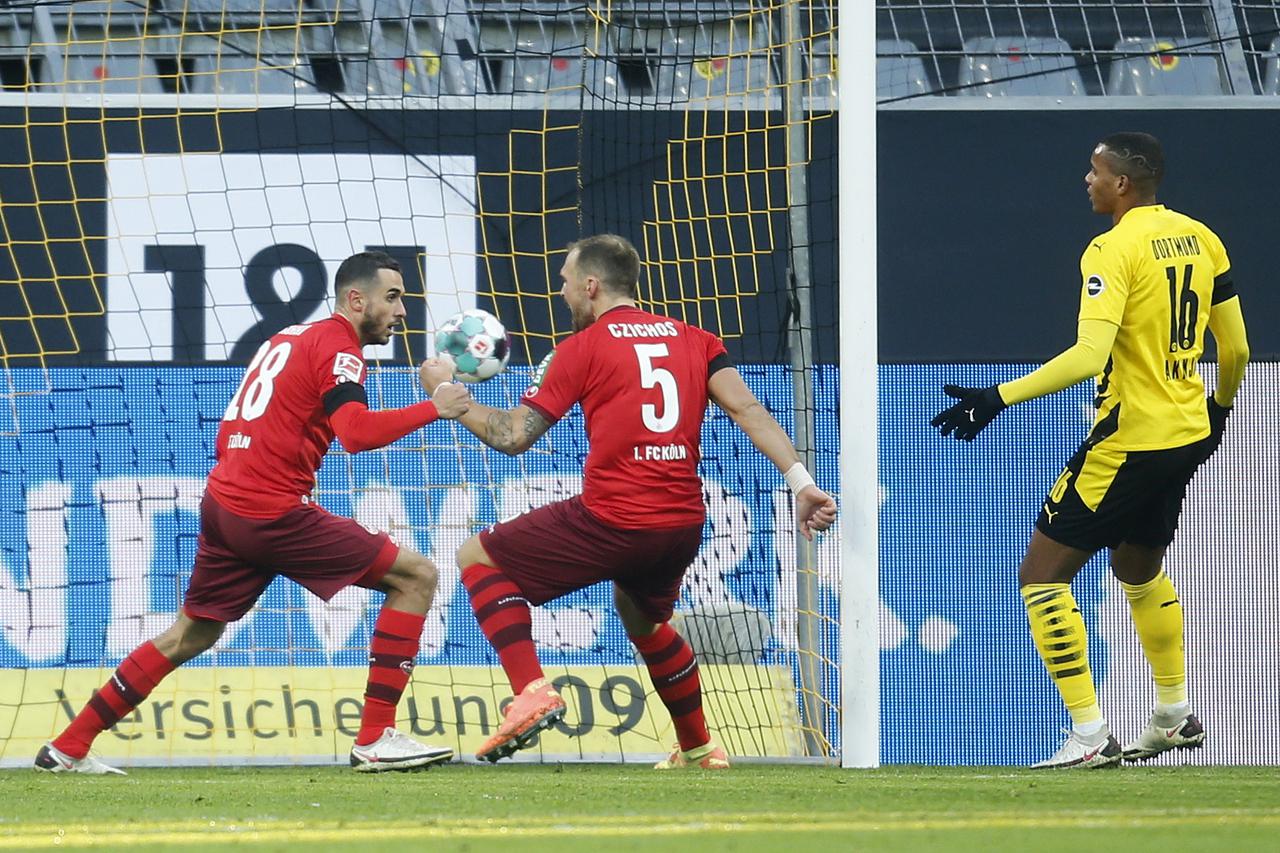 Bundesliga - Borussia Dortmund v FC Cologne