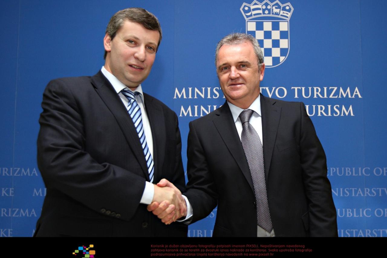 '26.06.2012., Zagreb - U Ministarstvu turizma odrzana je konferencija za medije povodom posjeta izraelskog ministra turizma Stasa Misezhnikova. Stas Misezhnikov i Veljko Ostojic. Photo: Davor Puklavec