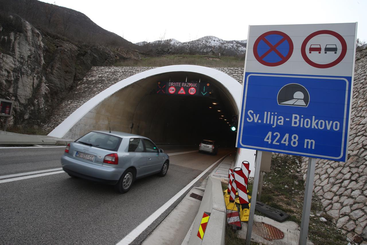 Reportaža iz Zagvozda i okolnih sela o ukidanju tunelarine kroz tunel Sv. Ilija 