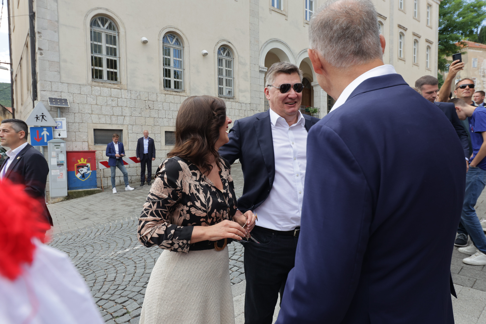 06.08.2023., Sinj - Predsjednik Zoran Milanovic u drustvu supruge Sanje Music Milanovic stigao na 308. Sinjsku Alku. Photo: Zvonimir Barisin/PIXSELL