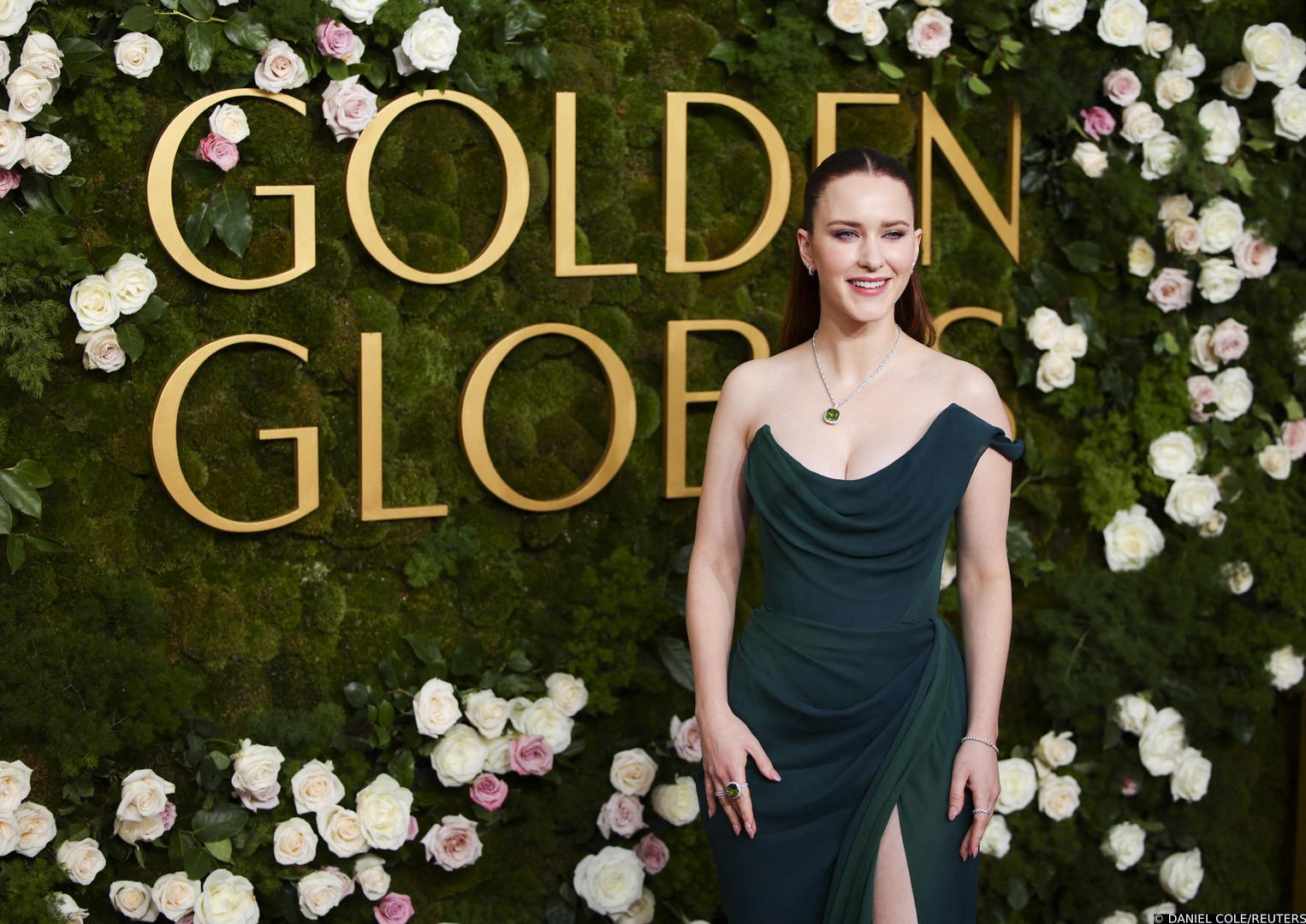 Rachel Brosnahan odlučila se za haljinu Vivienne Westwood i metalik Jimmy Choo salonke.