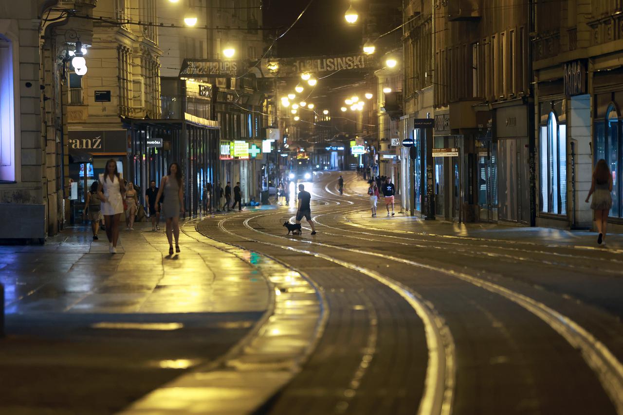 Zagreb: U centru grada mirno i pod kontrolom policije