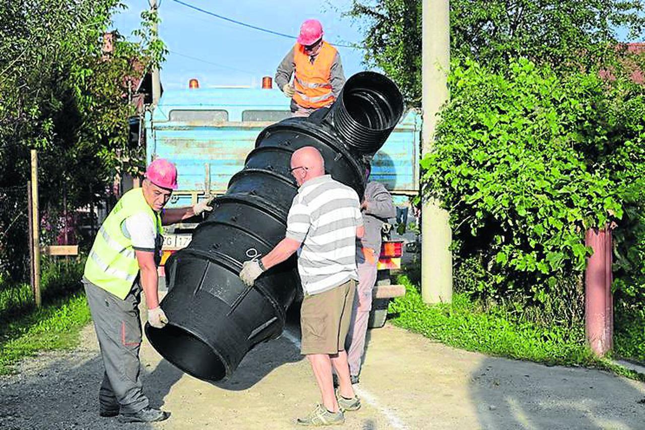 Kozari putevi kanalizacija