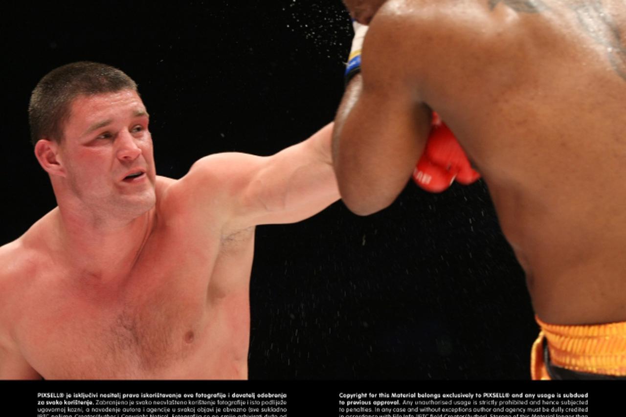 '10.03.2012., Arena Zagreb, Zagreb - Borilacki spektakl Cro Cop Final Fight. Igor Jurkovic vs Freddy Kemayo.  Photo: Marko Prpic/PIXSELL'