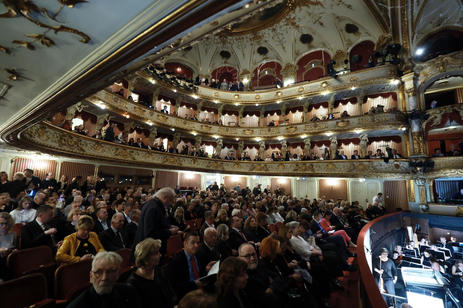 22.04.2023., Zagreb - HNK (Hrvatsko narodno kazaliste). praizvedba prve opere u skladateljskoj karijeri bivseg hrvatskog predsjednika, profesora emeritusa Ive Josipovića opera "John Lennon". Photo: Sanjin Strukic/PIXSELL