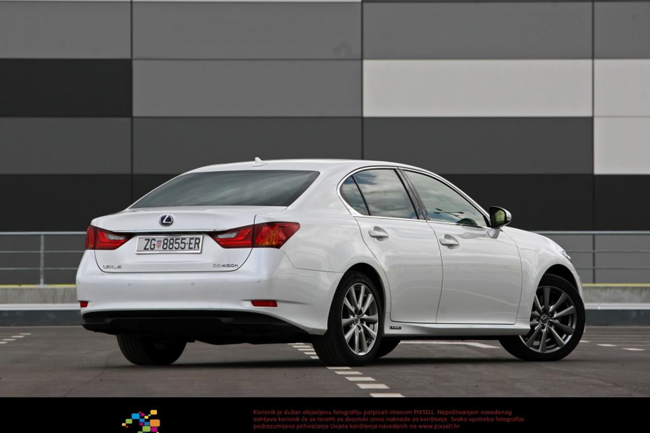 lexus gs 450h (1)