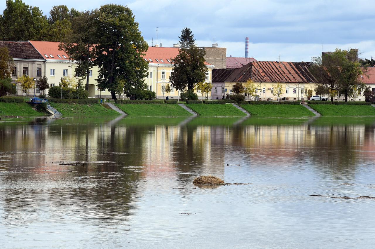 Sisak: Vodostaj rijeke Kupe je u porastu