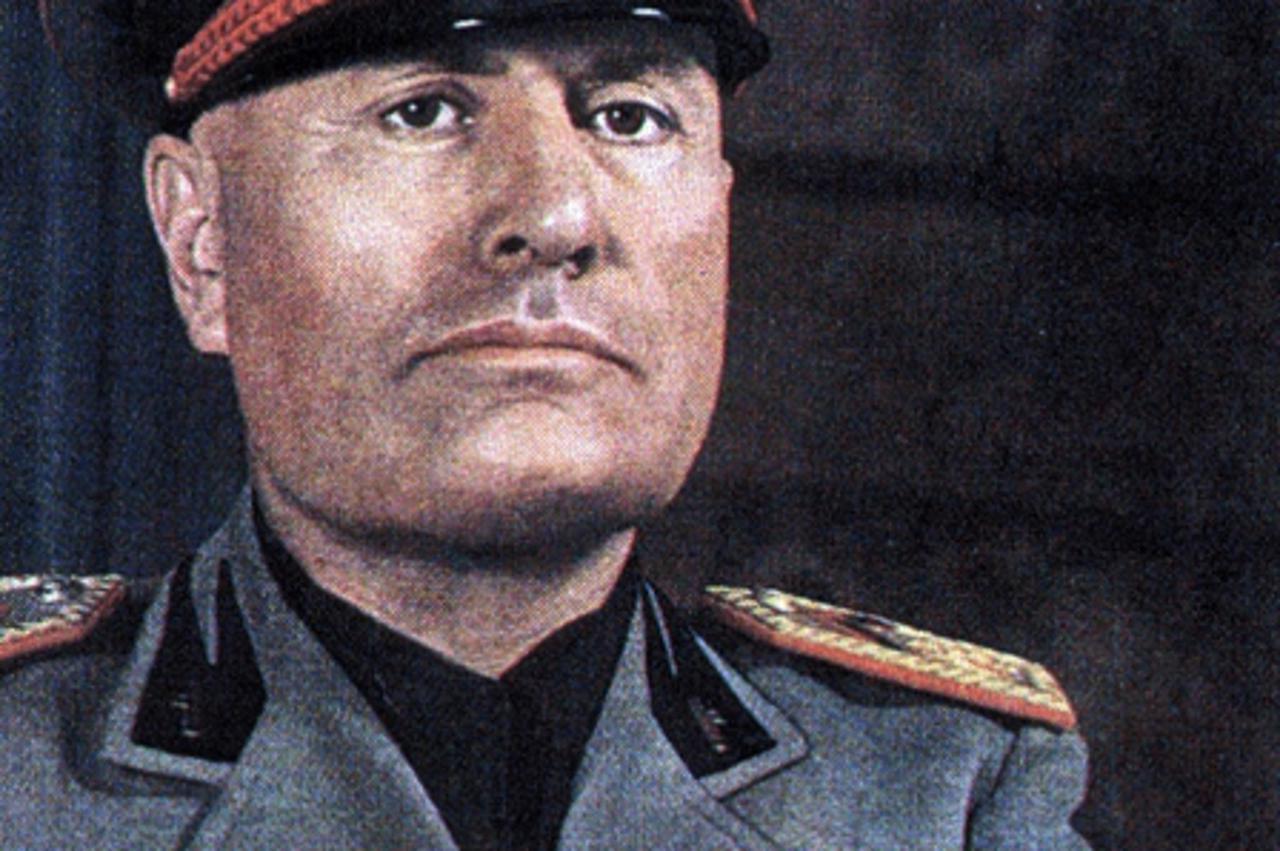 'mussolini_nnn_deb_071210'