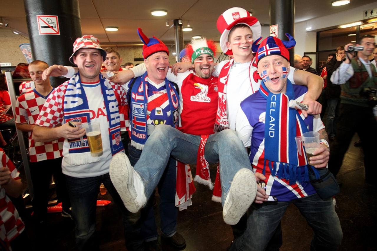 '30.01.2010., Bec, Austrija - Rukometna utakmica Europskog prvenstva, polufinalni susret izmedju Hrvatske i Poljske.Navijaci. Photo: Igor Kralj/PIXSELL'