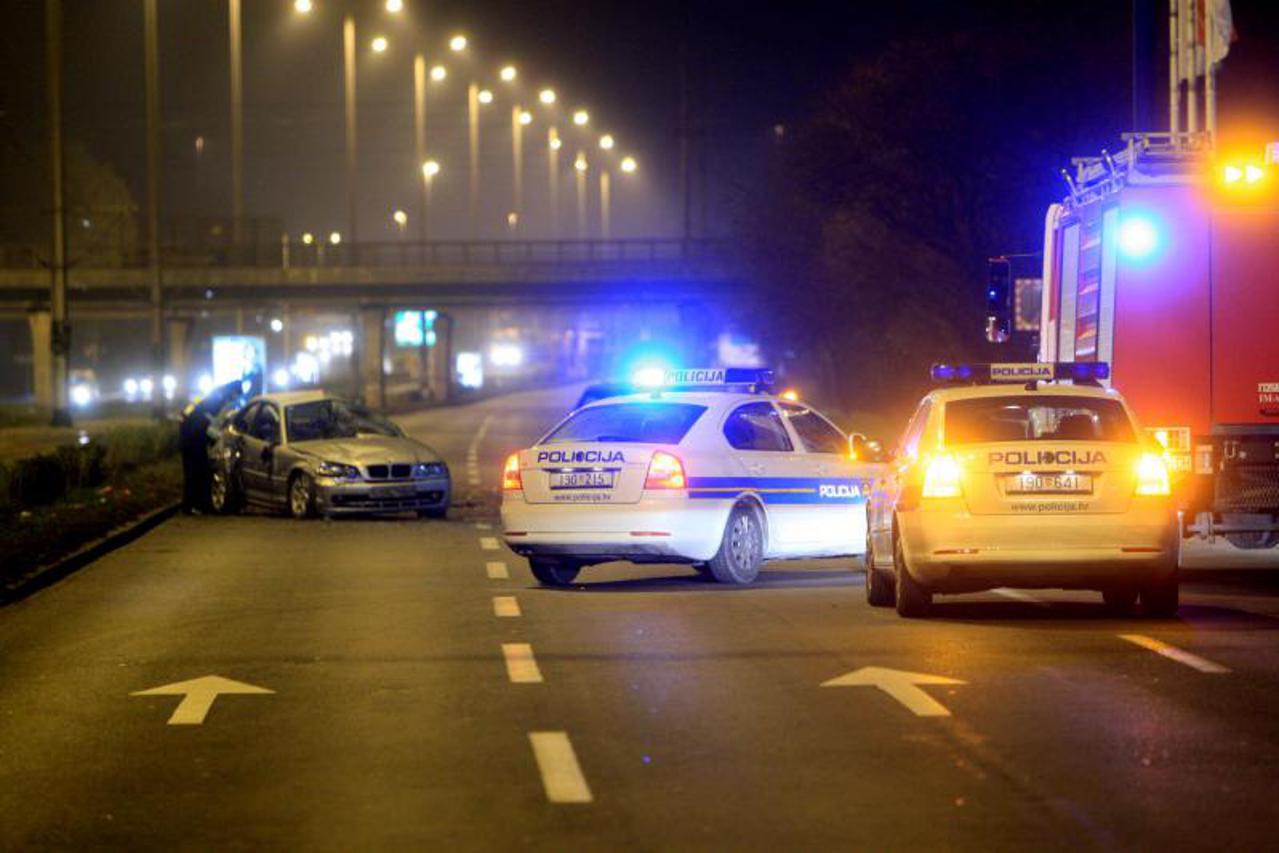 prometna nesreća, očevid, sudar, blokada, policija (1)