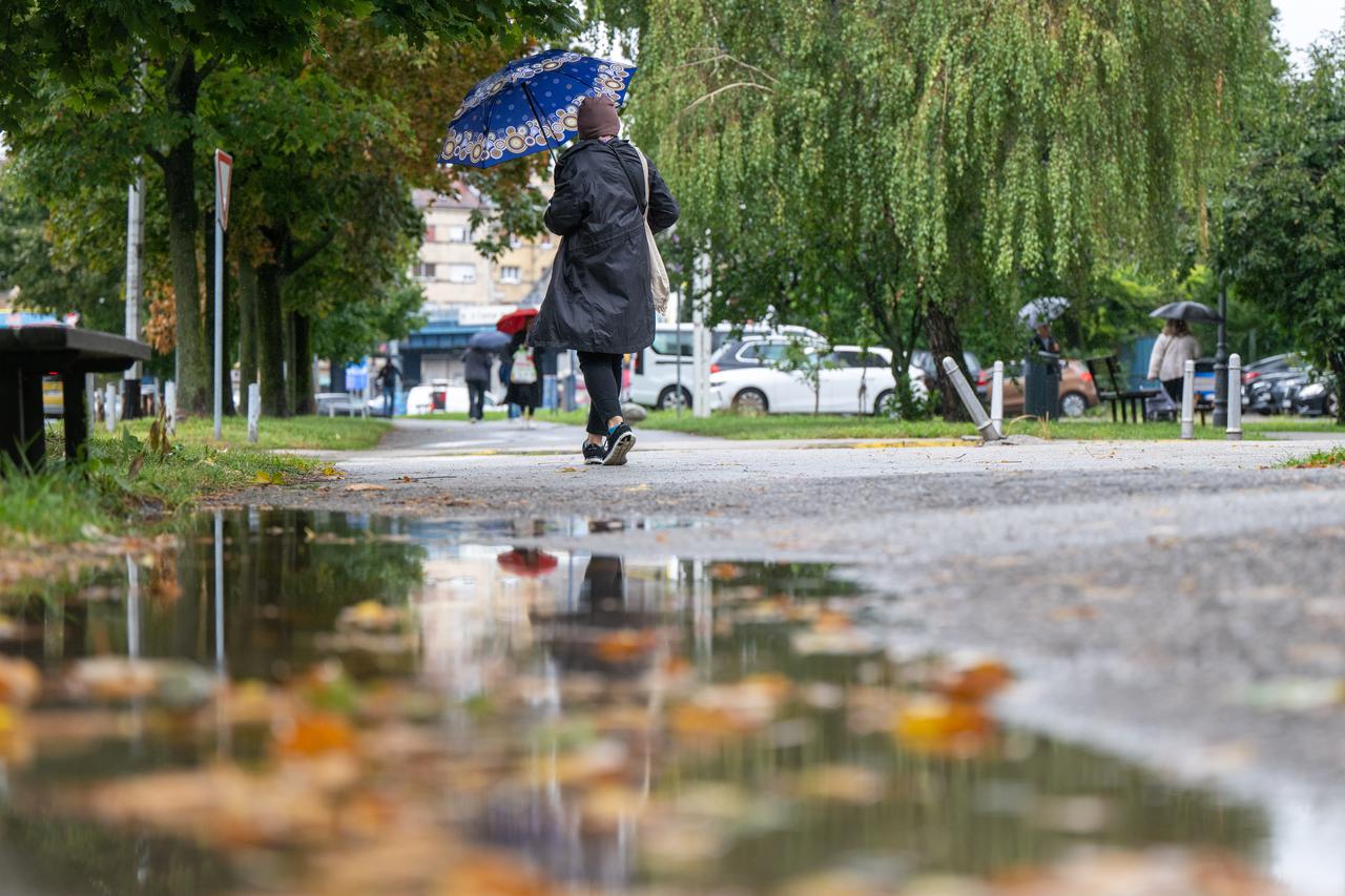 Hladno vrijeme s kišom zahvatilo je Zagreb