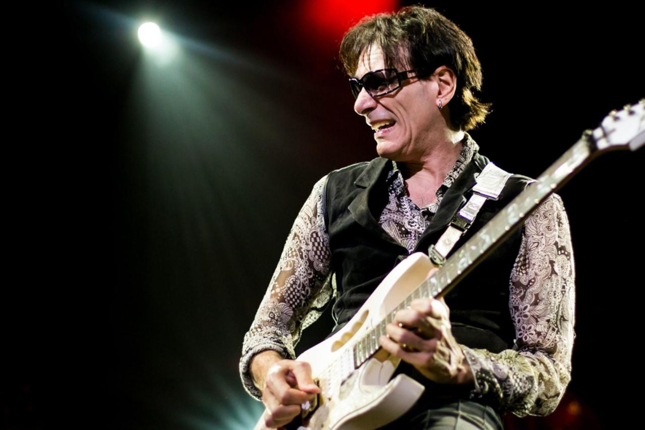 Steve Vai