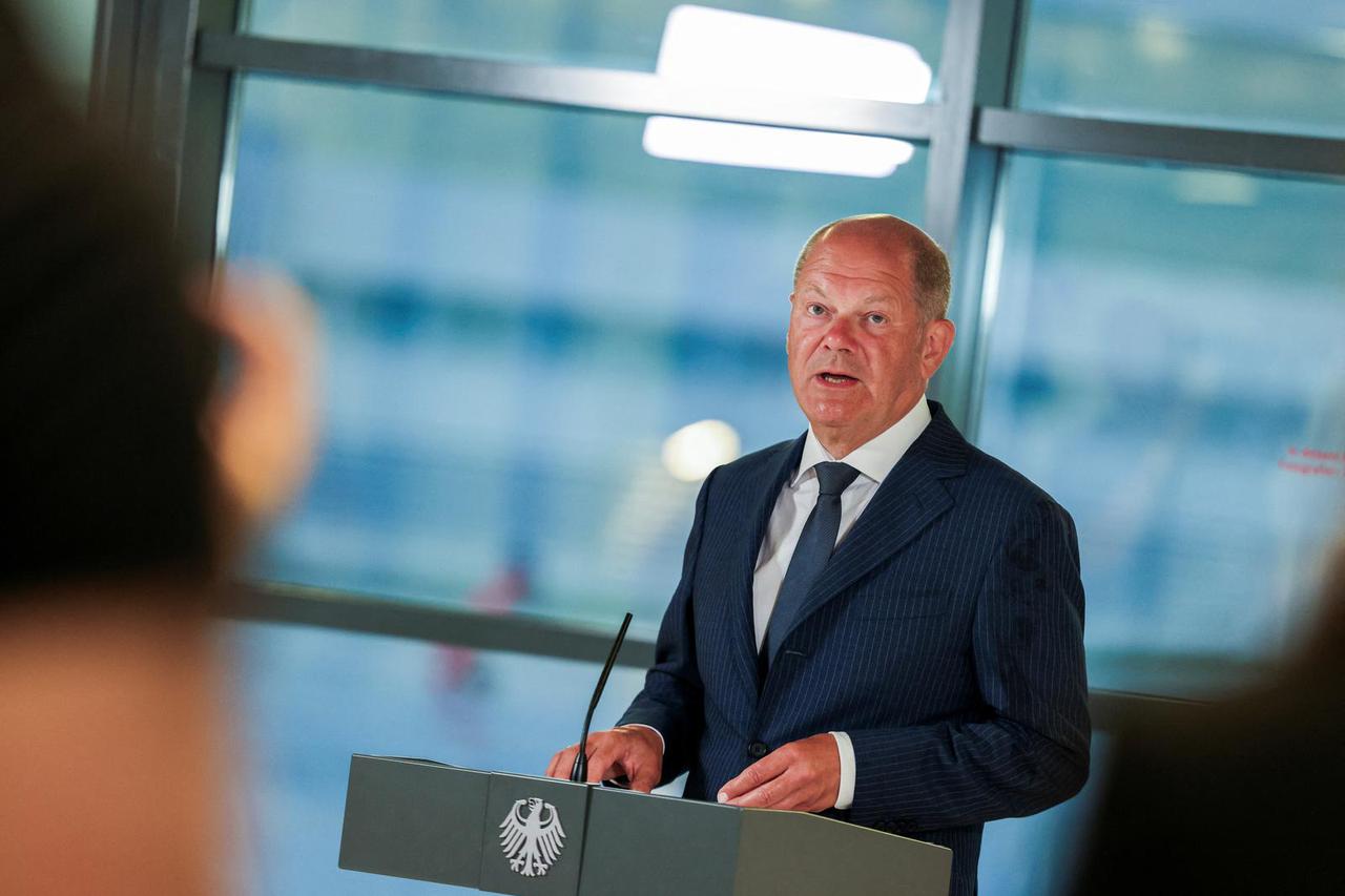 Following the largest prisoner swap between Russia and the West in decades German Chancellor Scholz holds news conference