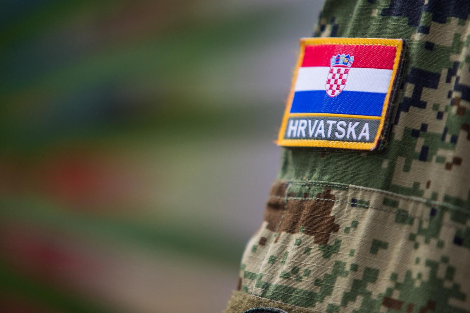 29.04.2020., Osijek - Svecano obiljezavanje 29. obljetnice osnutka 3. gardijske brigade Kune i Tenkovske bojne Kune Gardijske oklopno-mehanizirane brigade Hrvatske kopnene vojske te polaganje vijenaca i paljenje svijeca na spomenik poginulim pripadnicima. Photo: Davor Javorovic/PIXSELL