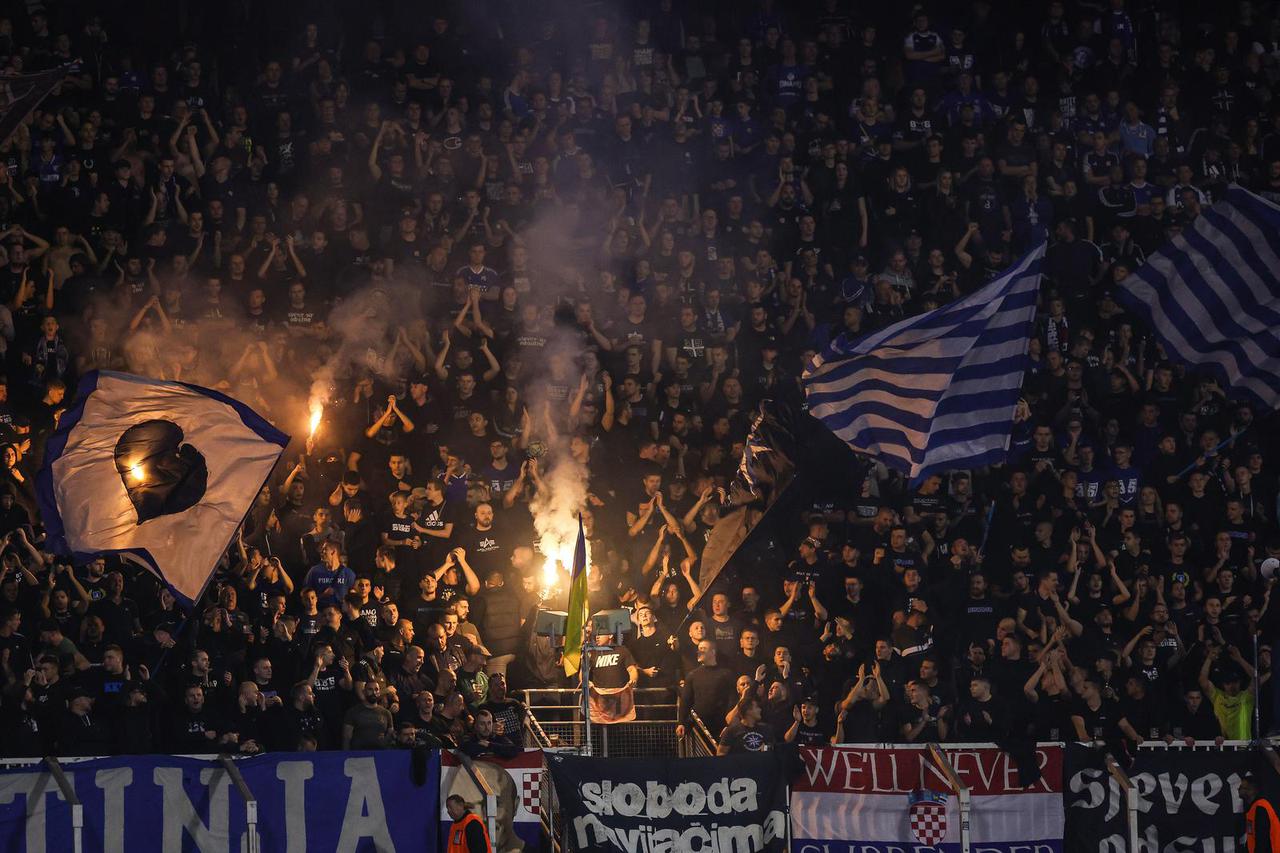 Osijek porazio Dinamo na Maksimiru 4:2 u derbiju 11. kola SuperSport HNL-a