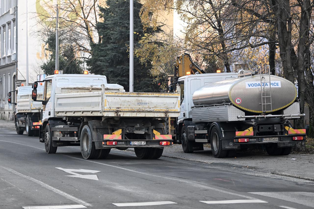 Dijelovi Zagreba zbog puknuća cjevovoda ostali bez vode