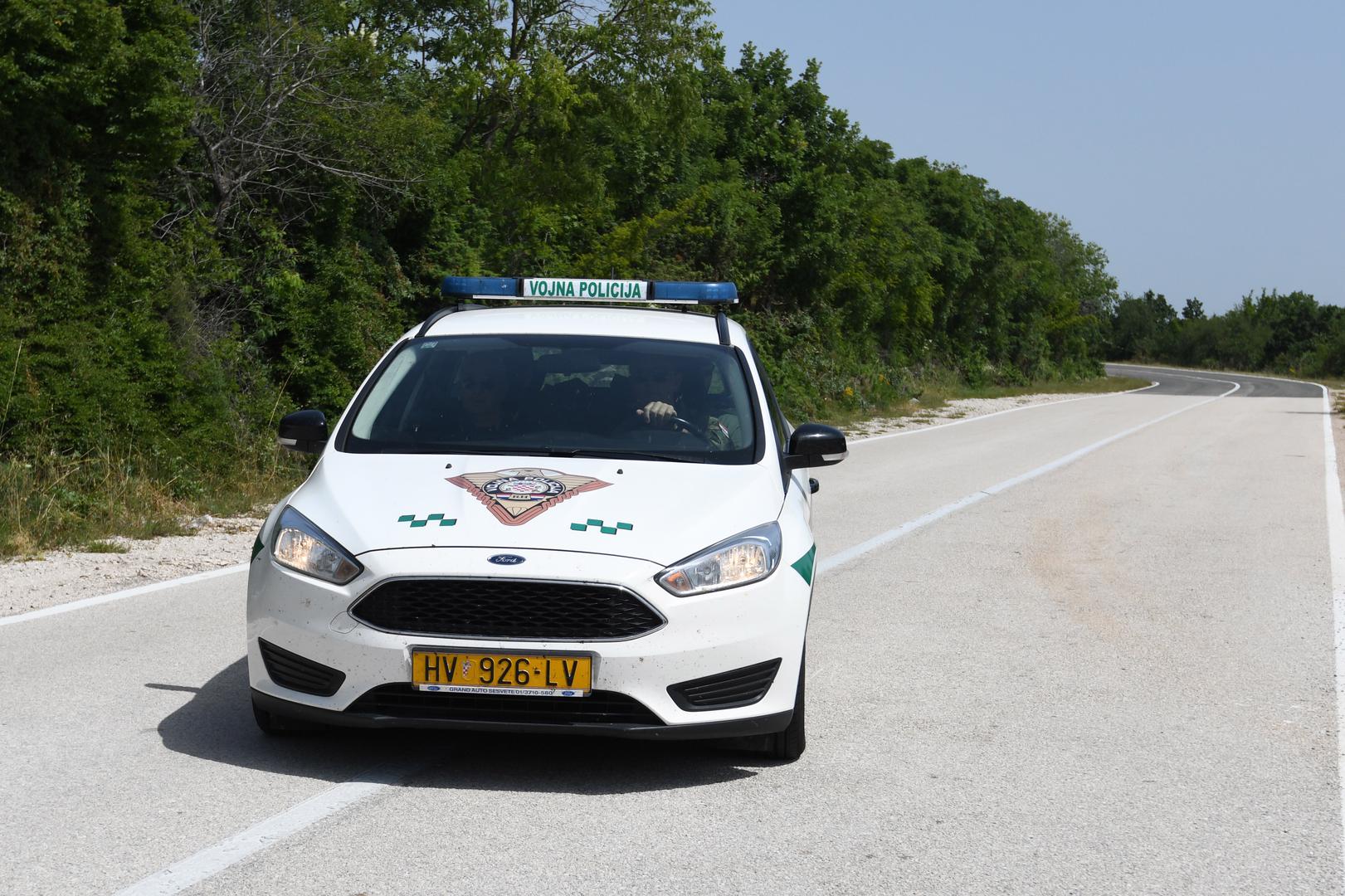 21.06.2023., Pakovo Selo - U kanjonu rijeke Cikole na podrucju Pakova Sela u Sibensko-kninskoj zupaniji srusio se helikopter madjarskih oruzanih snaga koji se u Hrvatskoj nalazi na obuci. Photo: Hrvoje Jelavic/PIXSELL