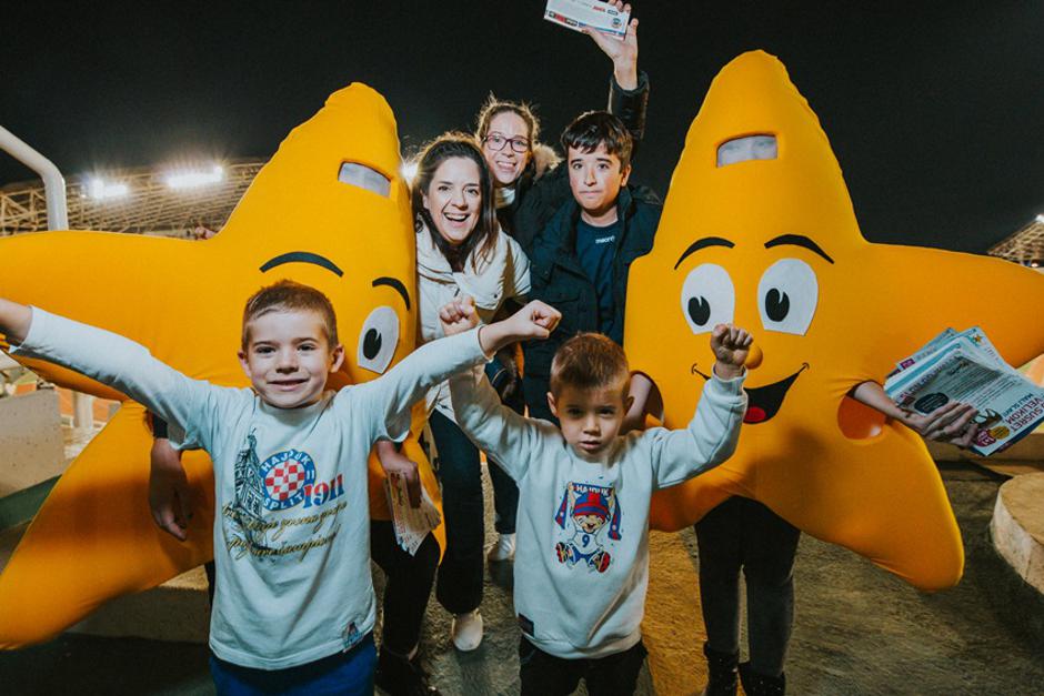 Na utakmici Hajduka na Poljudu osvanule Cinestar kokice veličine slona