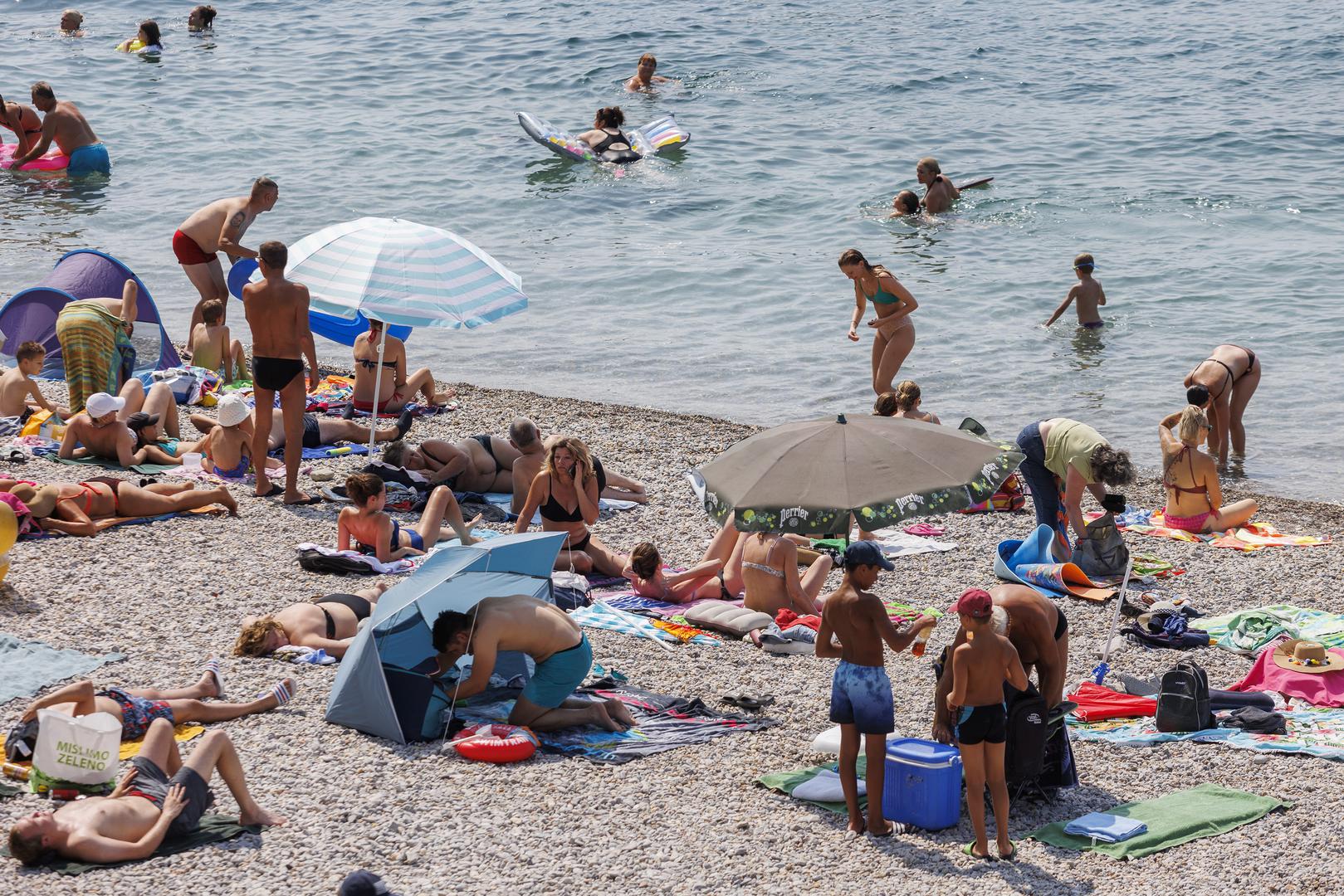 24.07.2022., Rijeka - Guzva na plazama tijekom vikenda.  


 Photo: Nel Pavletic/PIXSELL