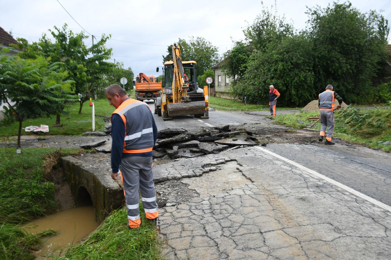 Posljedice poplave u Rašenici nakon obilnih padalina