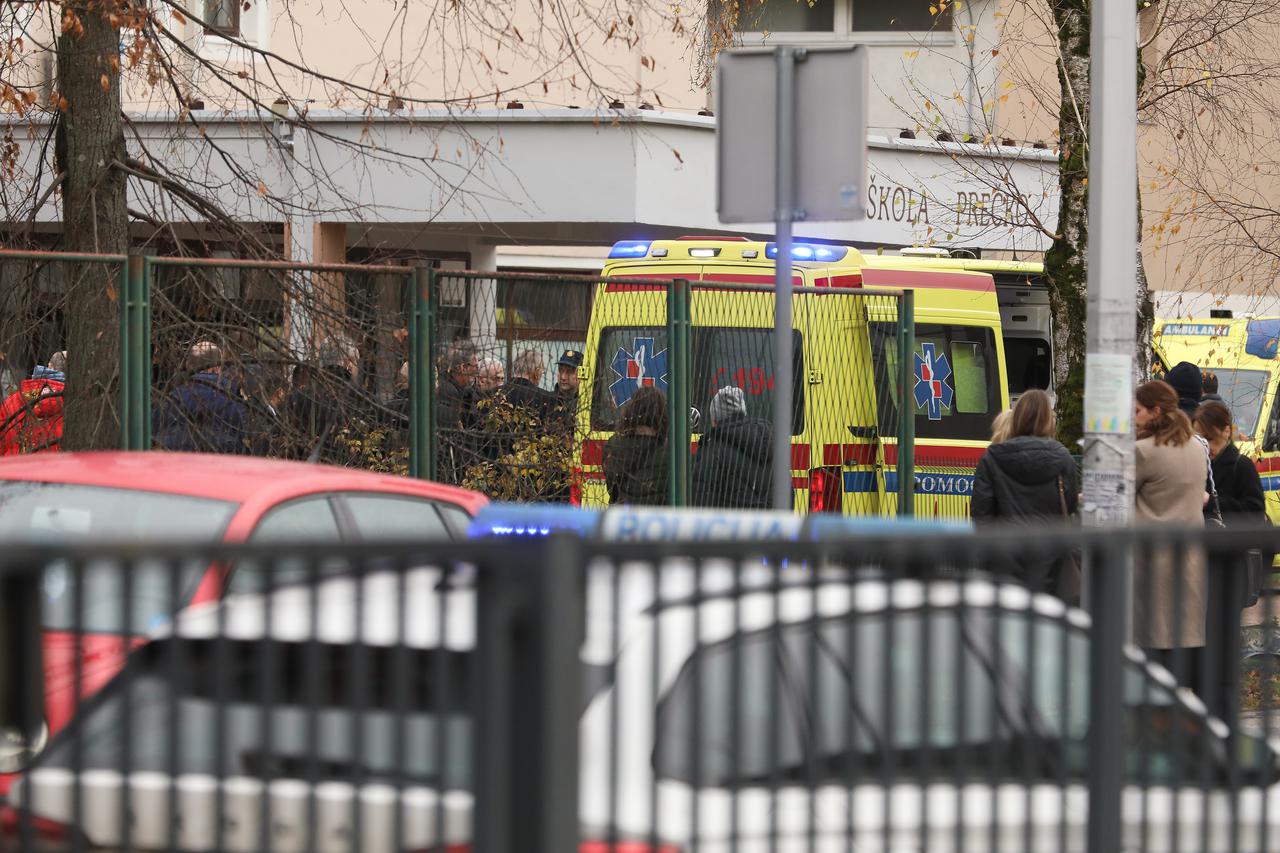 Napad nožem u zagrebačkoj školi, ranjena učiteljica i učenici