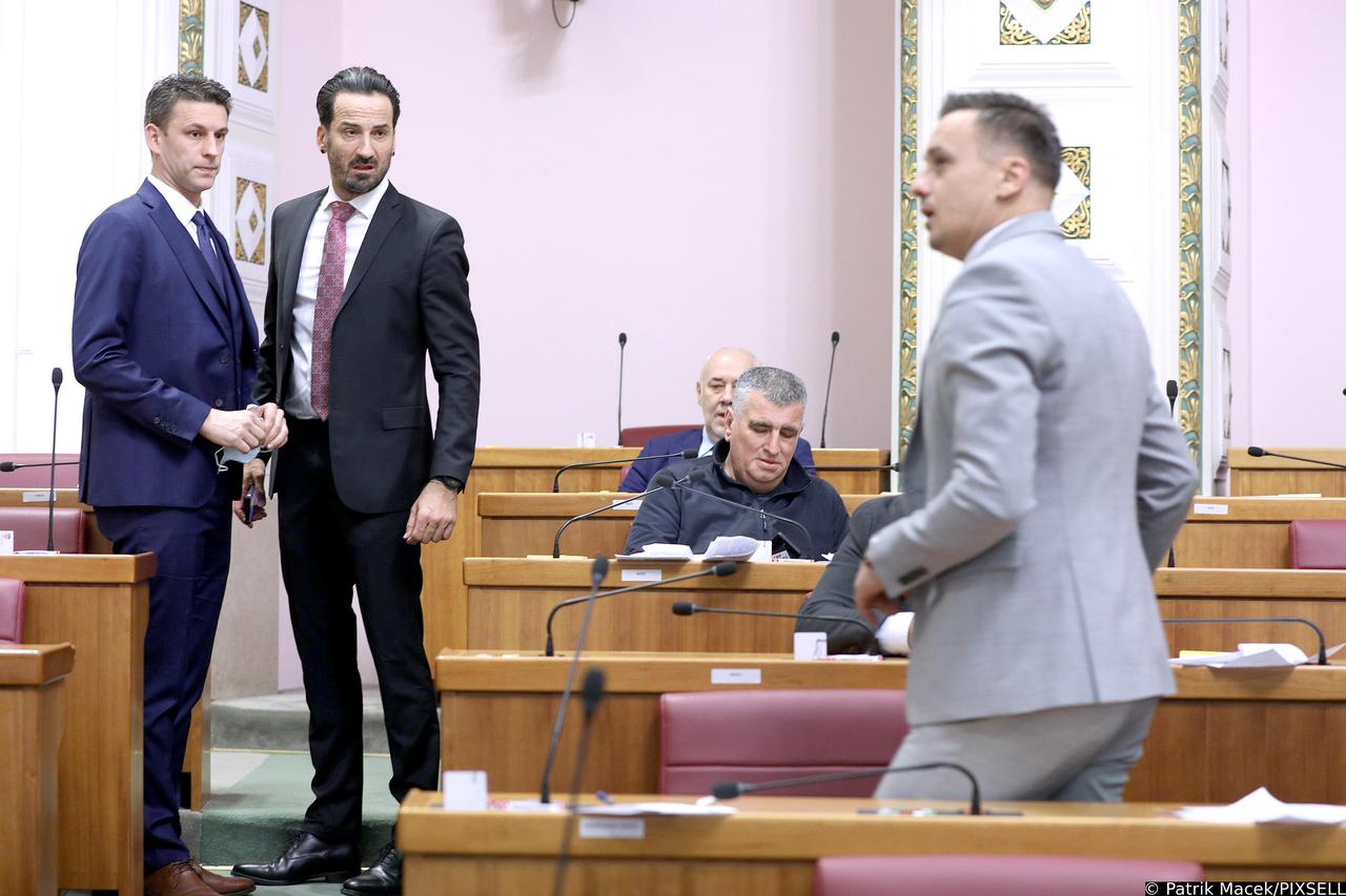 Zagreb: Sjednica Sabora nastavljena temom o referendumu Građanske inicijative