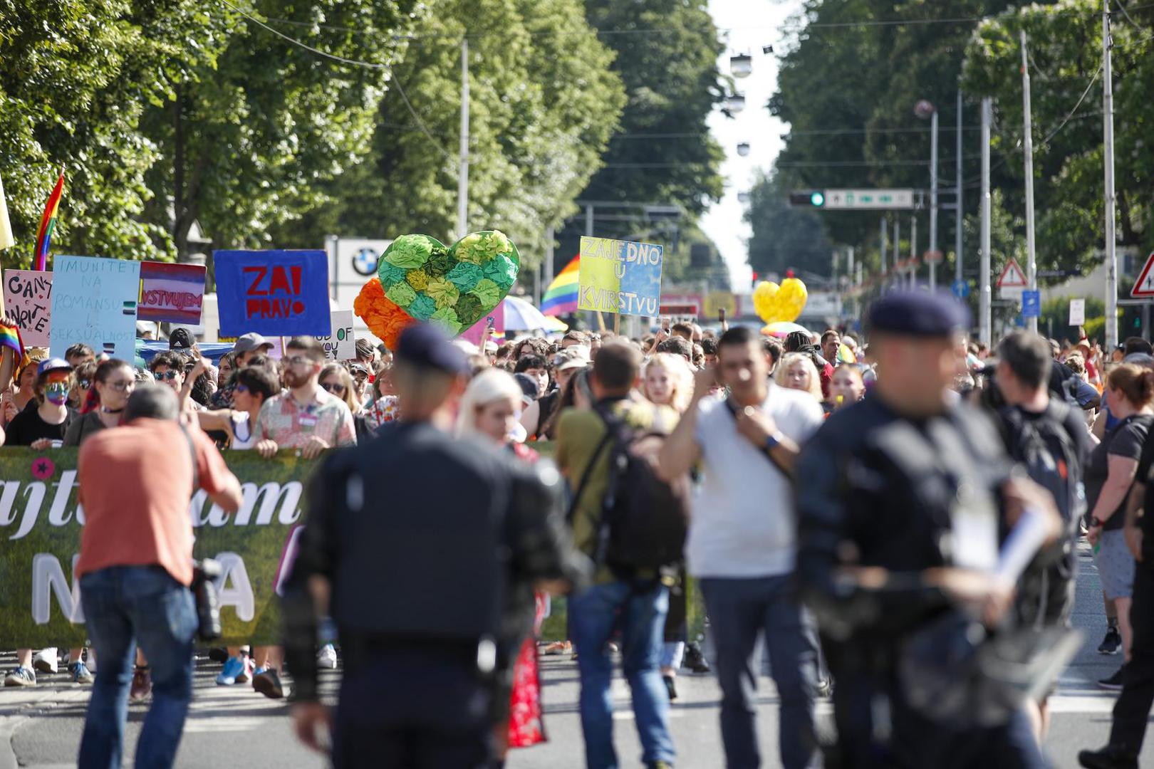 04.06.2022., Zagreb - 21. Povorka ponosa LGBTIQ+ zajednice, osoba i duginih obitelji Zagreb Pridea ove se godine odrzava pod sloganom "Dajte nam nasa cetiri zida!". Photo: Slavko Midzor/PIXSELL