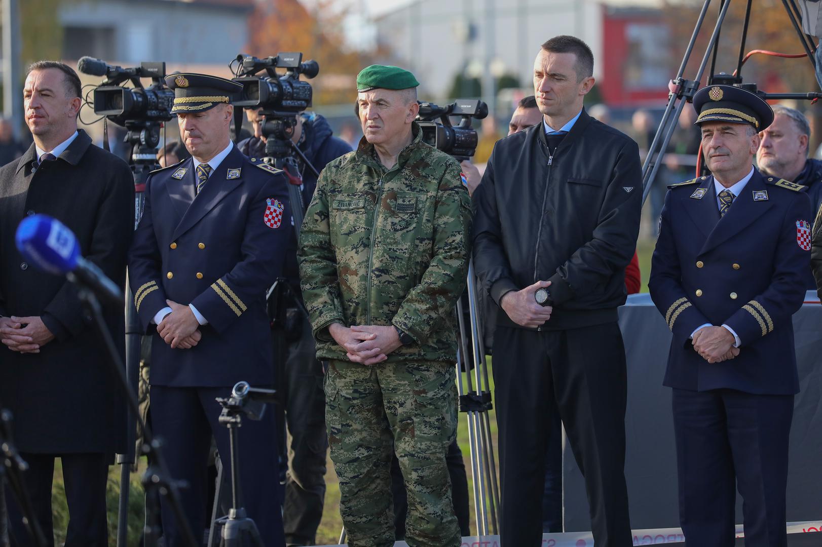 17.11.2022., Vukovar -Predsjednik Republike prisustvovao je otkrivanju spomenika Kati Soljic i sinovima. Ivan Penava Photo: Emica Elvedji/PIXSELL