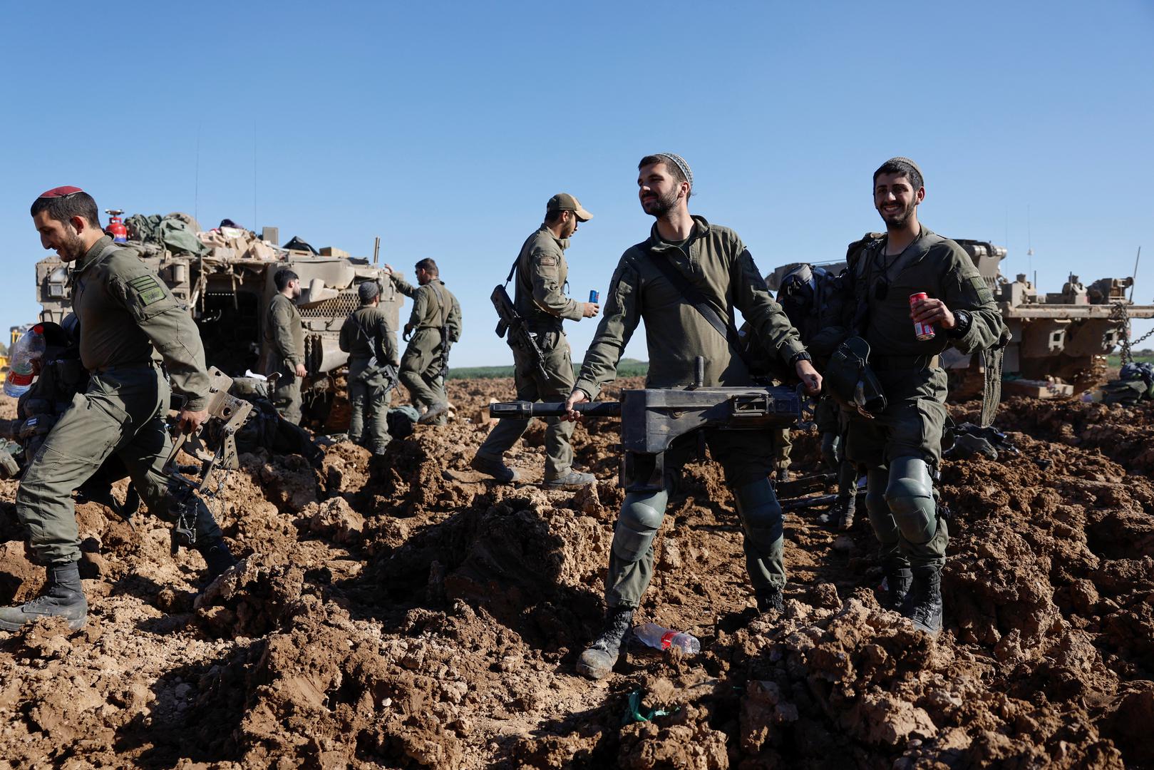 Israeli soldiers unload equipment after returning from the Gaza strip, amid the ongoing conflict between Israel and Palestinian Islamist group Hamas, in southern Israel, February 29, 2024. REUTERS/Amir Cohen Photo: AMIR COHEN/REUTERS