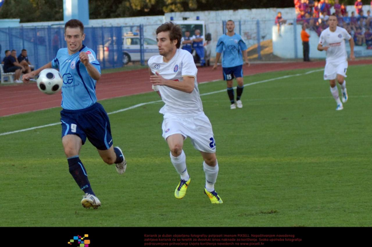 '17.09.2011., Stadion HNK Cibalia, Vinkovci - 1. HNL, 8. kolo, HNK Cibalia - HNK Hajduk. Ivan Koledic, Ruben Alexandre Rocha Lima.  Photo: Goran Ferbezar/PIXSELL'